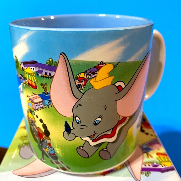 WALT DISNEY’S CLASSIC DUMBO VTG 90s NWT DISNEY STORE EXCLUSIVE CERAMIC MUG JAPAN - Picture 3 of 15